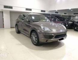 Porsche Cayenne 2012 (Brown)