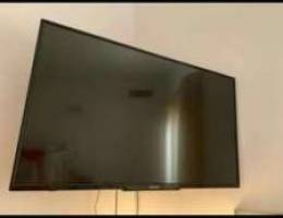 Philips 43 inch HD led .with wall mountain...