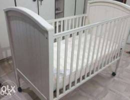 New condition baby cot for sale