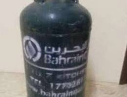 bahrain gas cylinder with regulator + full...