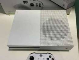 Ù„Ù„Ø¨ÙŠØ¹ xbox one s 1TB Ù…Ø¹ Ù‚ÙŠØ± Ùˆ Ù¥ Ø§Ù„Ø¹Ø§Ø¨