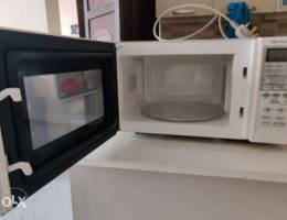 Unused 23LSharp microwave oven