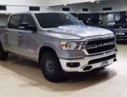 Dodge Ram 1500 Bighorn 2019 (Silver)