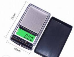 Digital pocket scale