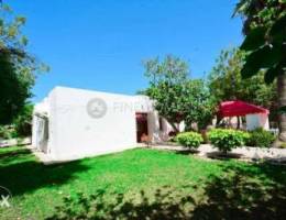 Tropical Garden Surrounding Compound Villa