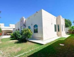 Green Surrounding Compound 3 Bed Villa, Sa...