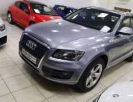 Audi Q3 2.0L Model 2012