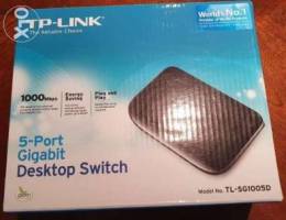 Desktop network switch with 5 Gigabit port...