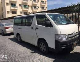 Toyota minibus 2009