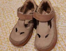 Kids shoes size 23