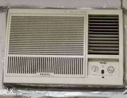 Pearl 2 Ton AC excelle nt condition