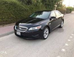 ford taurus