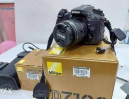 Nikon d7100 like new with accessories