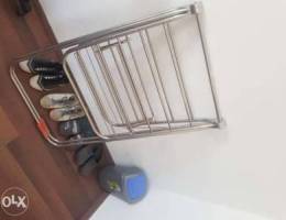 Cloth hanging rack