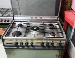 Rhoyxon. Made in Italy 5 Burners in good c...