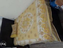 Queen size bed 25bd