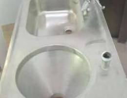 Heavy duty sink