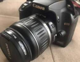 Canon EOS 1000 D