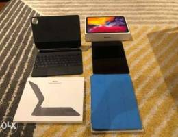 iPad Pro 11 128gb 2020 wifi & magic keyboa...