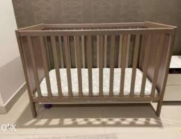 IKEA Baby Crib / Baby Cot / Baby Bed