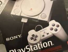 PlayStation with box, like brand new URGEN...