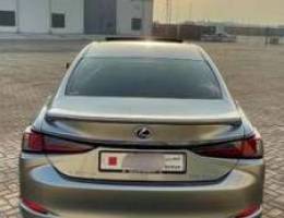 Lexus es 200KM ONLY (2021