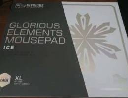 Glorious mousepad