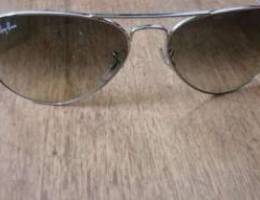 Ray ban aviator silver like new.