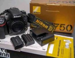 Nikon camera D750