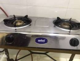 Gas stove