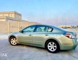 Nissan Altima Urgent sale - well maintaine...