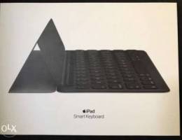 Smart Ipad keyboard