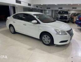 Nissan Sentra 2016 (White)