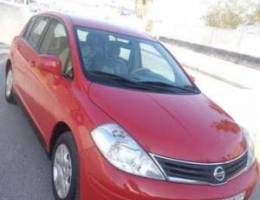 Nissan tiida 2011 model 1.8 hatchback exce...