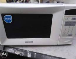 Samsung 25litre digital microwave neat and...