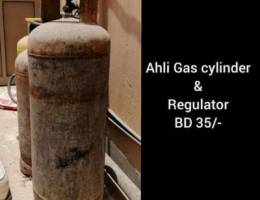 Gas cylinder