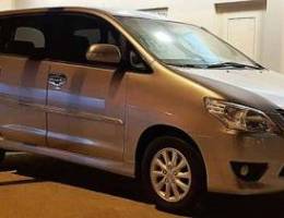 Toyota Innova 2.7L - excellent condition 2...