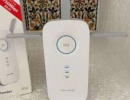 WiFi Range Extender TP Link AC 1750