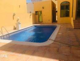 4 Bedrooms furnished villa with private po...