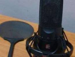 SE X1S Condenser Microphone