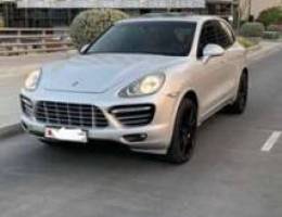 For sale porche cayenne turbo 2011 full op...