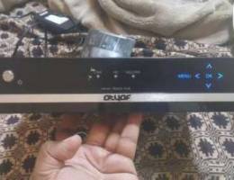 Receiver with 500gb store no remote contro...