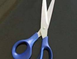 Sewing scissors