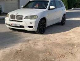 BMW X5 4.8i Low KM.