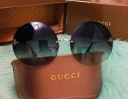 Gucci Round Sunglasses bee