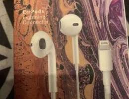 For sale earpods iphone new Its original p...