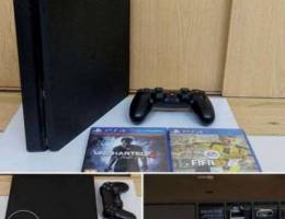 Ps4 Slim with 2 Games Mint Condition