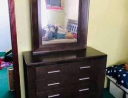 dressing table