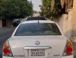 Nissan Altima 2005.. Very good condition i...