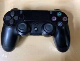 PS4 controller